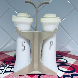 Vintage mini Tupperware salt & pepper set with caddy